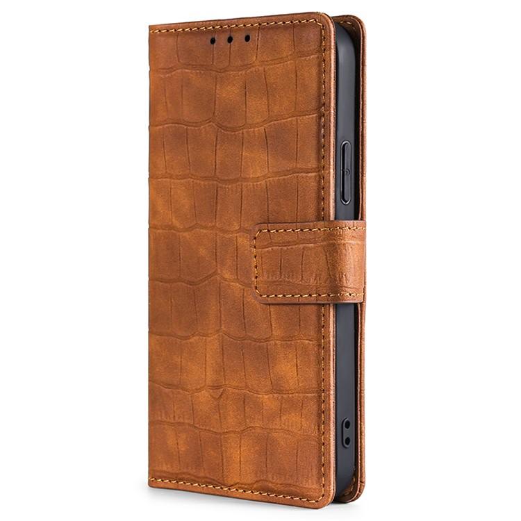 Funda de piel con cierre magnético y diseño de cocodrilo para Samsung Galaxy Xcover 7 Pro 5G (marrón)