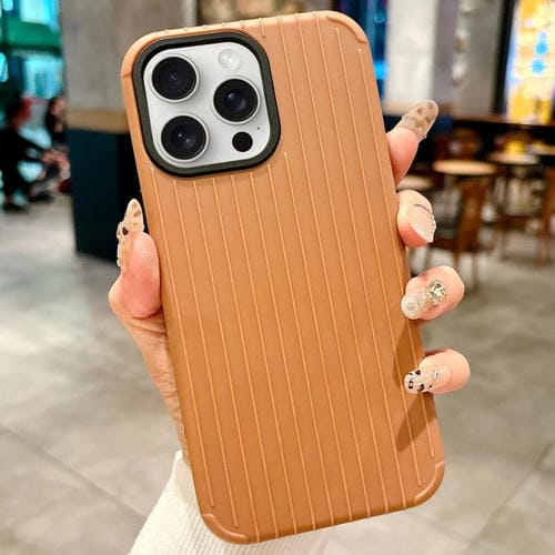 Funda MagSafe de cobertura total para iPhone 15 Pro Max con diseño inspirado en equipaje (marrón)