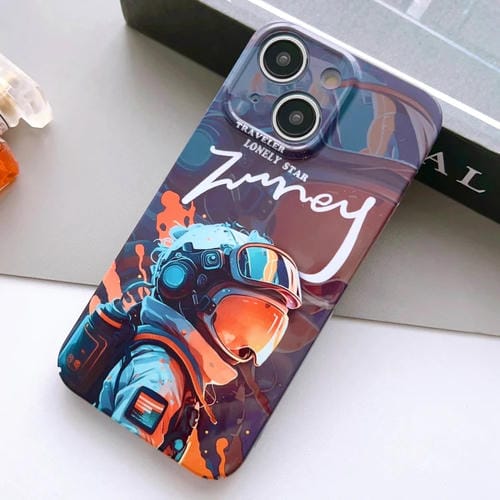 Para iPhone 15 Funda para Teléfono con Orificio Preciso para PC con Patrón Pintado (Astronauta de Pintura Naranja) - MOVILSTORE