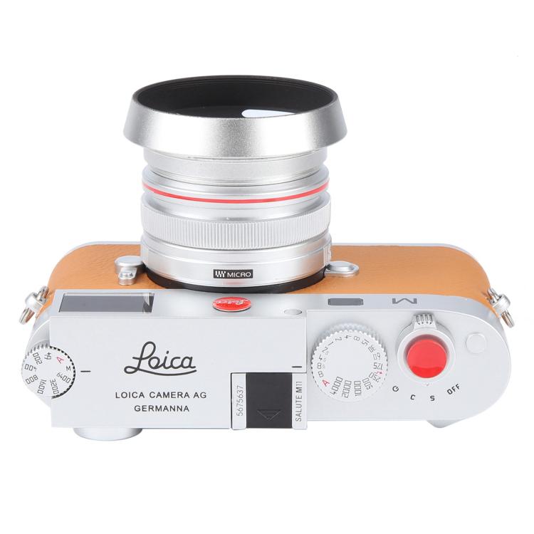 Accesorios de estudio fotográfico para cámara ficticia Leica M11 (marrón)