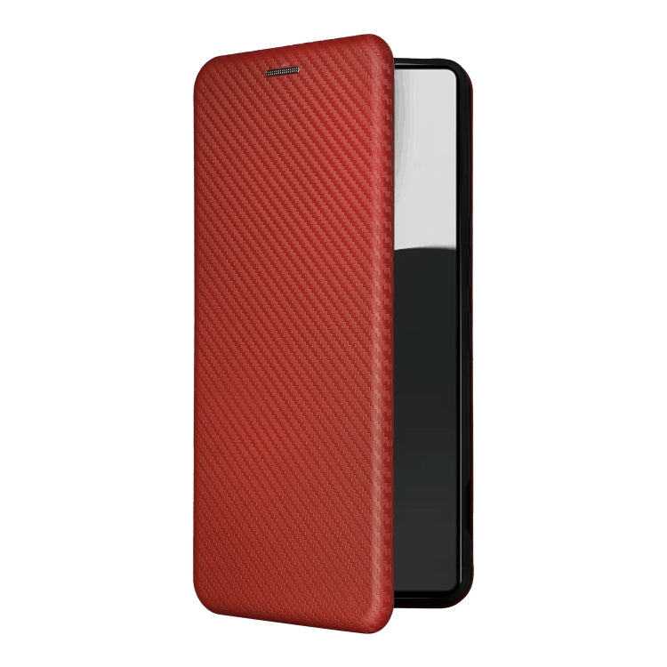 Funda de Cuero con Tapa y Textura de Fibra de Carbono para Sharp Aquos R9 Pro (Marrón)