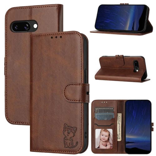 Funda de Cuero con Tapa para Google Pixel 9A Diseño Gato Feliz En Relieve (Marrón)