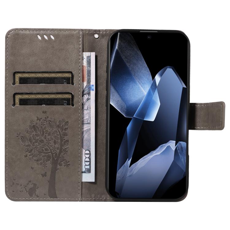 Funda de Cuero con Tapa para OnePlus 13 con Diseño de Árbol y Gato en Relieve (Gris)