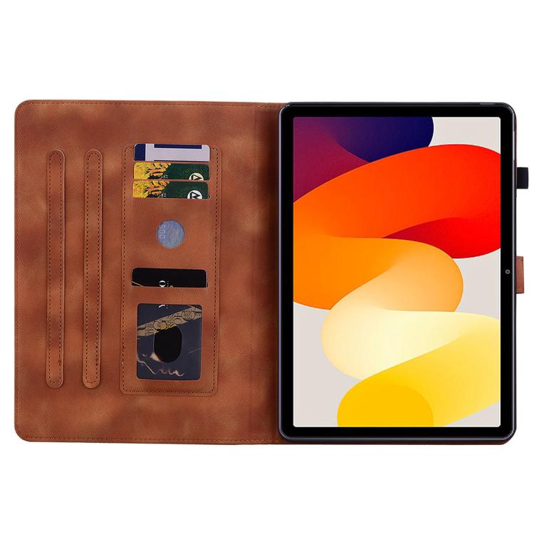 Funda de piel con relieve Lily para Redmi Pad 2 / Redmi Pad SE 11 2025 (marrón)