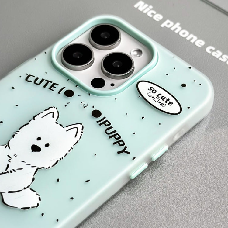 Funda Híbrida TPU y PC iPhone 15 Pro Max Tacto Sedoso (Perrito Perezoso) (Verde Claro)