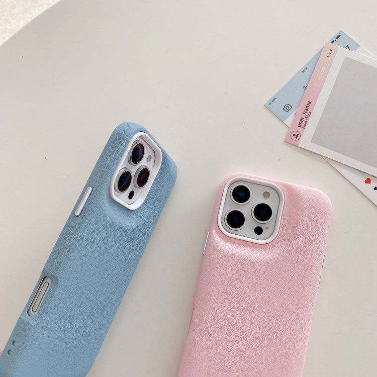 Funda para iPhone 15 Pro Max de Cuero con Textura (Café)