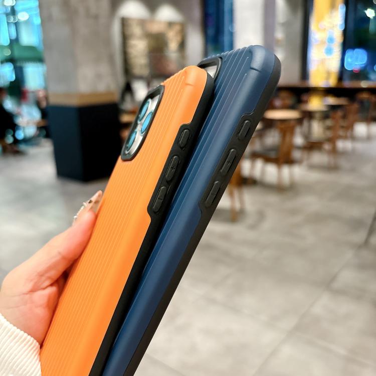 Funda MagSafe de cobertura total para iPhone 15 Pro, con diseño inspirado en equipaje (gris)