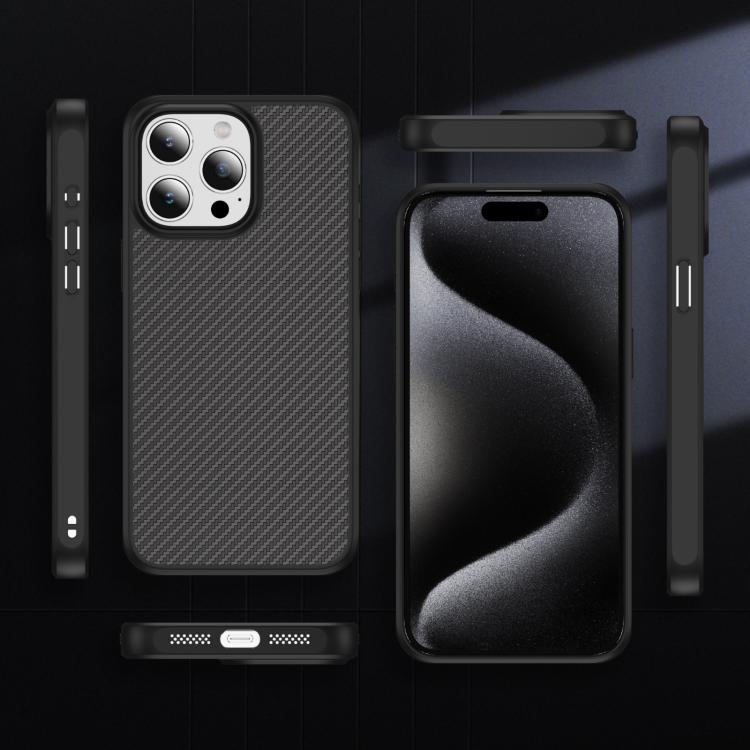 Funda MagSafe con textura de fibra de carbono y tacto suave para iPhone 15 Pro Max (negra)