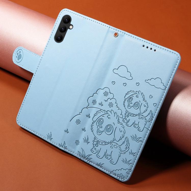 Funda de cuero con bloqueo RFID para Samsung Galaxy A24 4G, con diseño de corazón y perro en relieve (azul cielo)