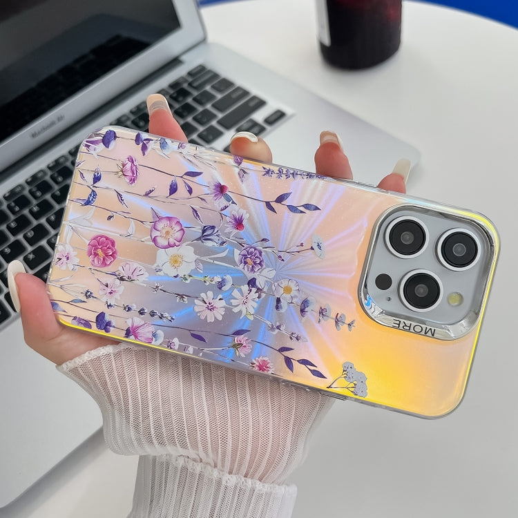 Caja de teléfono TPU para iPhone 15 con textura de flor láser galvanizada (Morning Glory Ah16) - MOVILSTORE