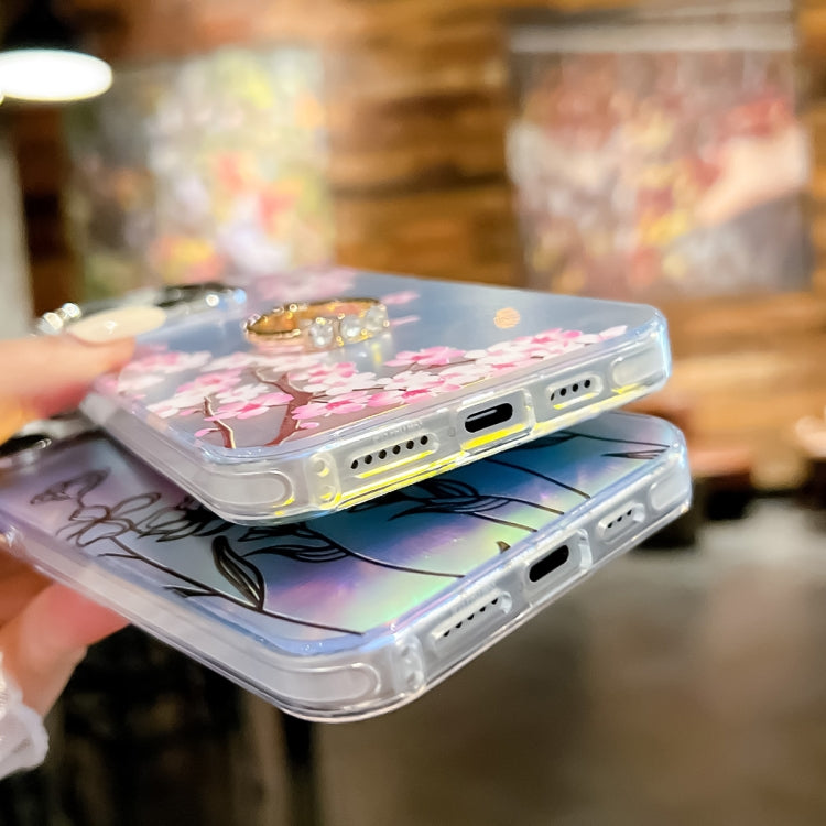 Caja de Teléfono TPU para iPhone 15 con Soporte de Anillo y Flor Láser de Galvanoplastia (Blanca) - MOVILSTORE