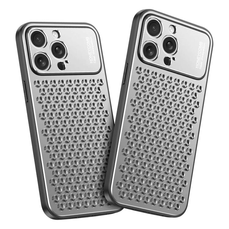 Funda hueca transpirable y refrescante de metal Kalebol para iPhone 13 Pro (plateada)