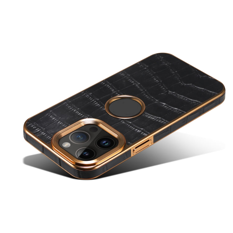 Para iPhone 15 Denior Funda para Teléfono con Galvanoplastia de Cuero Genuino con Textura de Cocodrilo (Negro) - MOVILSTORE