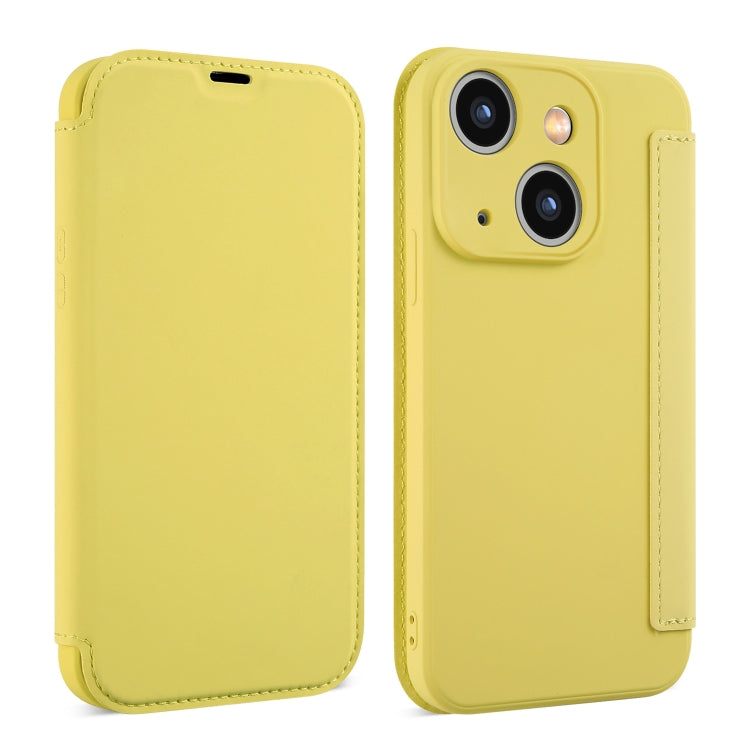 Para iPhone 15 Funda para Teléfono de Cuero con Sensación de Piel Líquida y Ranuras para Tarjetas (Amarillo) - MOVILSTORE