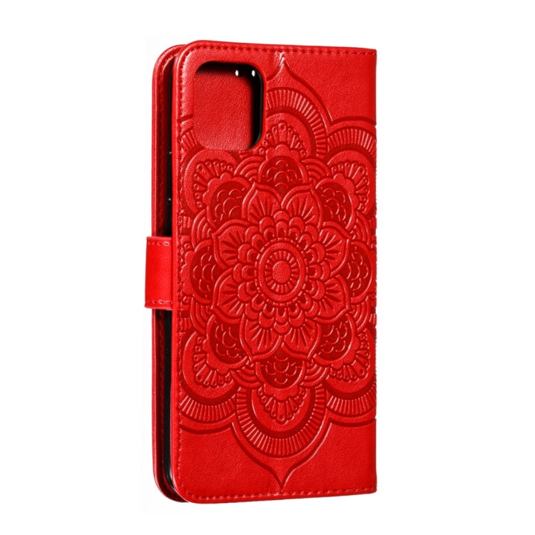 Para iPhone 15 Funda para Teléfono de Cuero con Tapa Horizontal con Patrón de Relieve de Mandala (Rojo) - MOVILSTORE