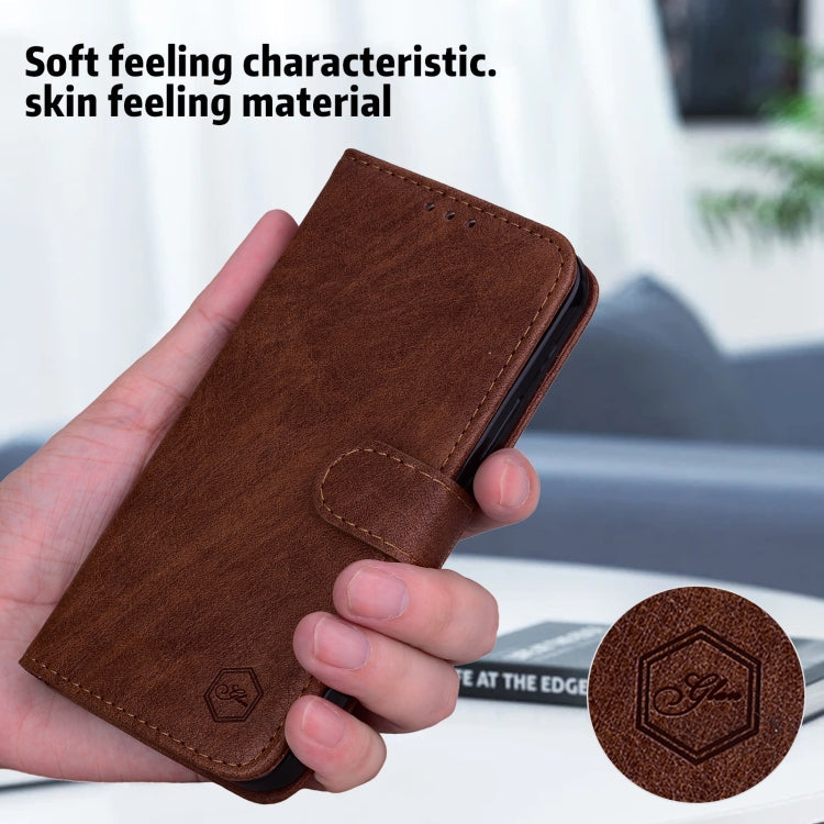 Para iPhone 15 Sensación de Piel Textura de Cuero Aceitoso Funda para Teléfono Pu + TPU (Marrón) - MOVILSTORE